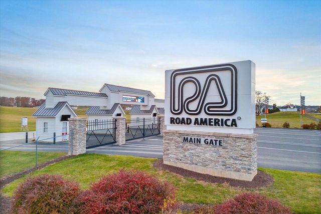 2533 Lakeshore DRIVE, Sheboygan, WI 53081