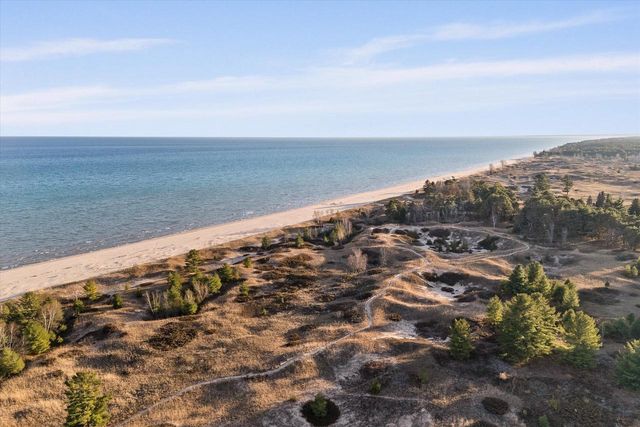 2533 Lakeshore DRIVE, Sheboygan, WI 53081