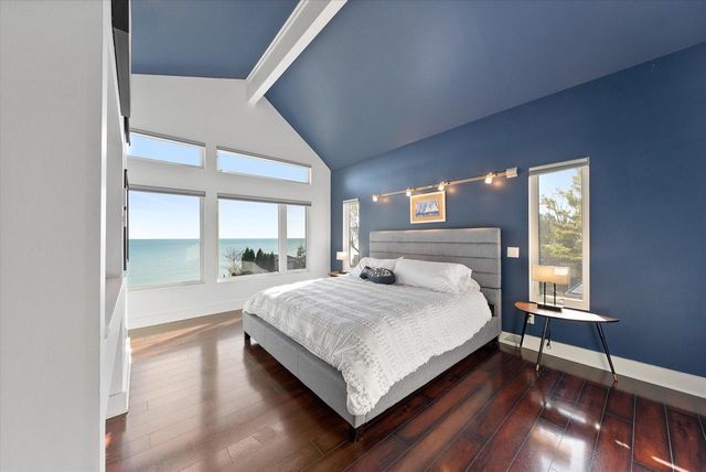 2533 Lakeshore DRIVE, Sheboygan, WI 53081