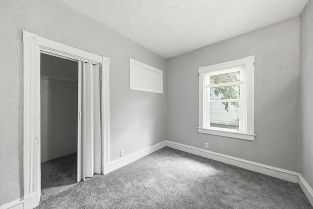 2708 7th Avenue, Rock Island, IL 61201