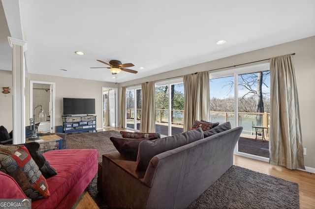 424 Henry Higgins Road, Jackson, GA 30233