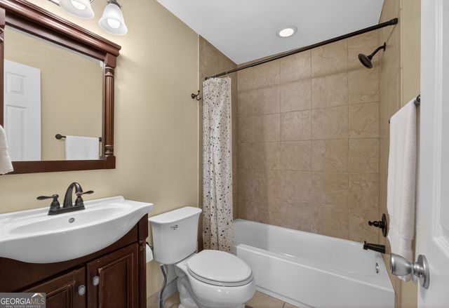 424 Henry Higgins Road, Jackson, GA 30233