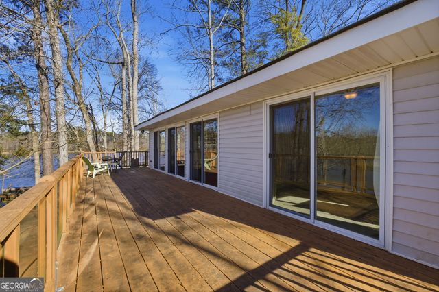 424 Henry Higgins Road, Jackson, GA 30233