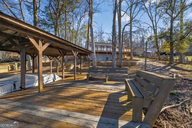 424 Henry Higgins Road, Jackson, GA 30233