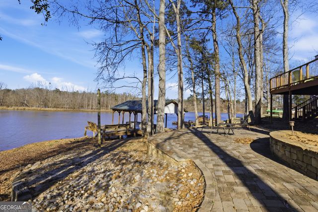 424 Henry Higgins Road, Jackson, GA 30233