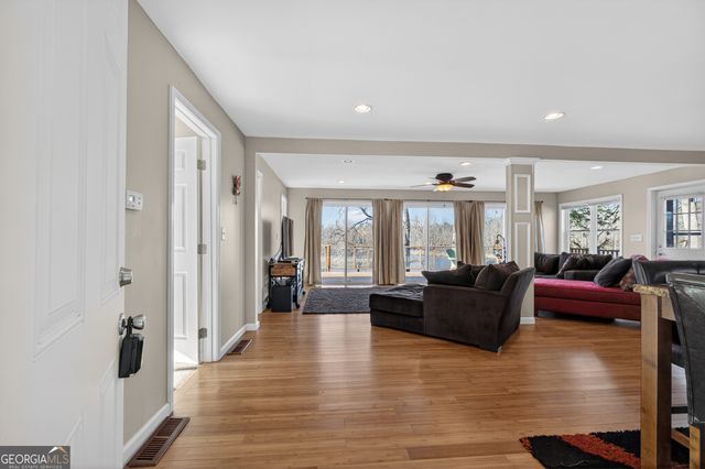 424 Henry Higgins Road, Jackson, GA 30233