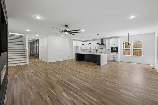3826 Saunders Ave, Nashville, TN 37216