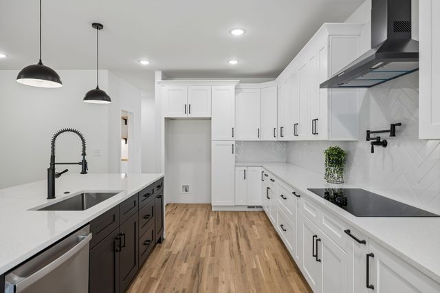 3826 Saunders Ave, Nashville, TN 37216