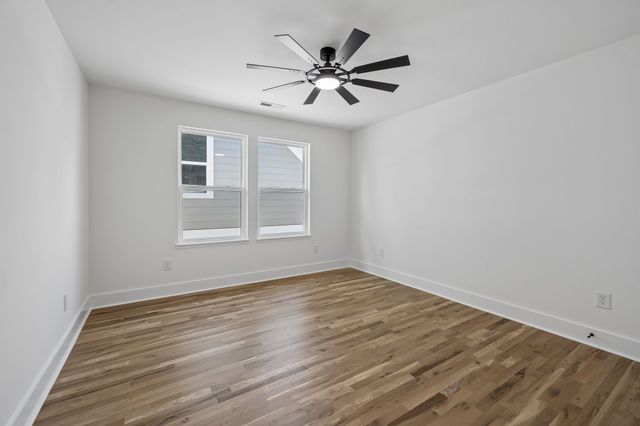 3826 Saunders Ave, Nashville, TN 37216