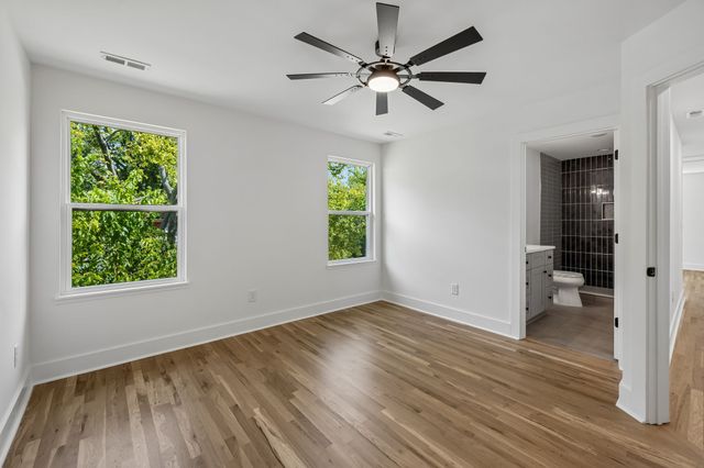 3826 Saunders Ave, Nashville, TN 37216