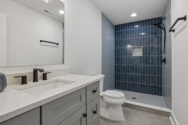 3826 Saunders Ave, Nashville, TN 37216