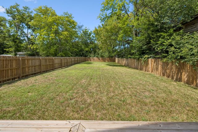 3826 Saunders Ave, Nashville, TN 37216