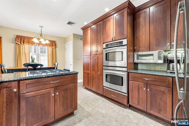 149 Palisade Avenue, Emerson, NJ 07630