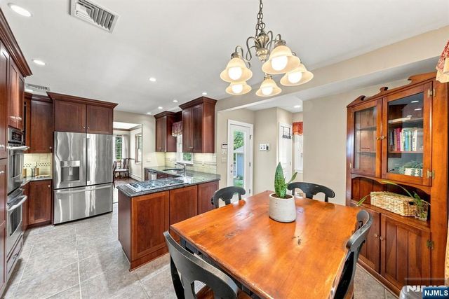 149 Palisade Avenue, Emerson, NJ 07630