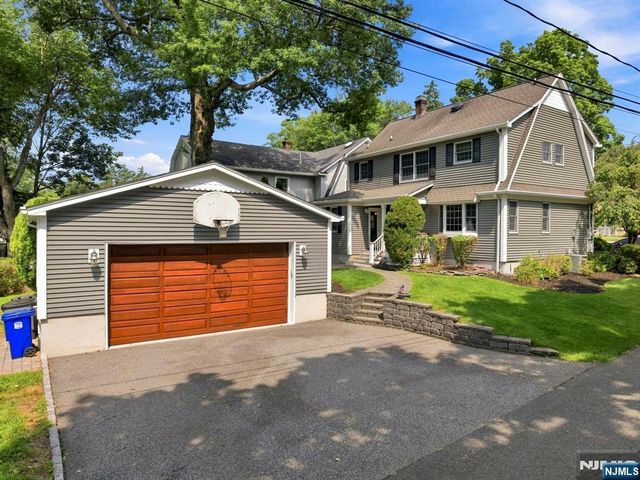 149 Palisade Avenue, Emerson, NJ 07630