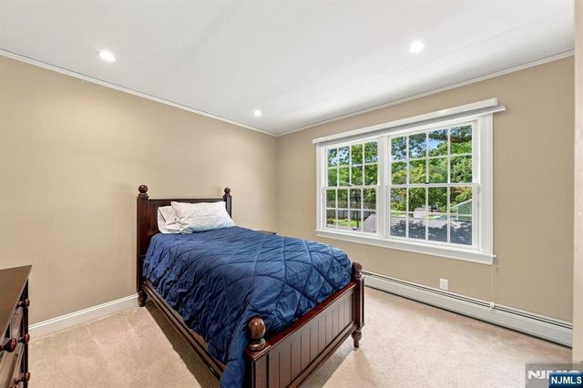 149 Palisade Avenue, Emerson, NJ 07630