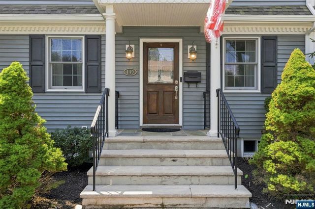 149 Palisade Avenue, Emerson, NJ 07630