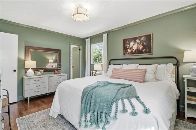 915 Pine Manor, Marietta, GA 30066