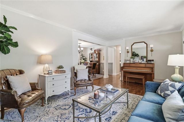 915 Pine Manor, Marietta, GA 30066