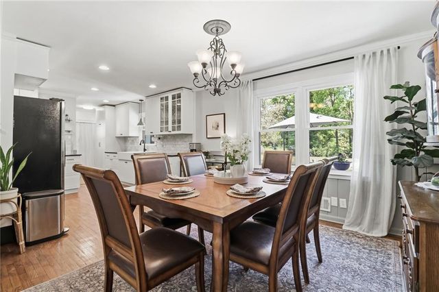 915 Pine Manor, Marietta, GA 30066