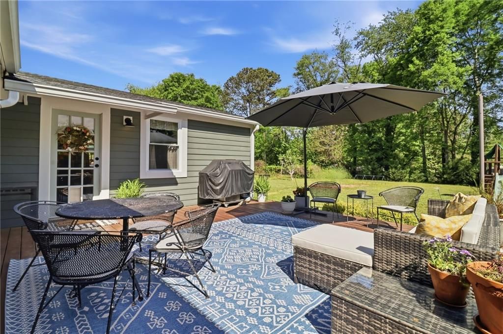 Image 22 of property listing at 915 Pine Manor, Marietta, GA 30066