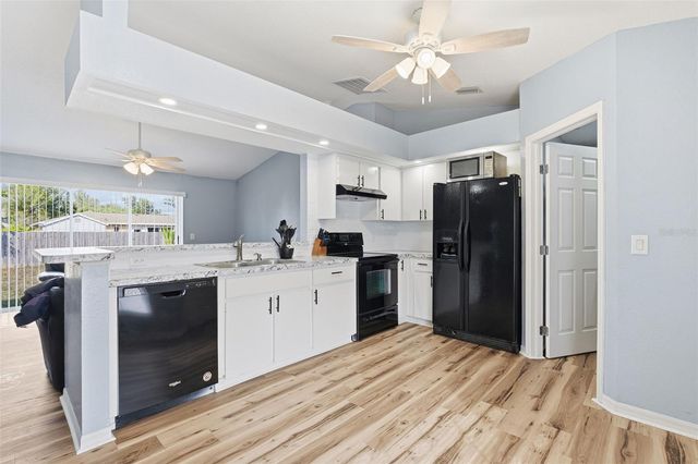 520 MERIDAN AVENUE NW, Port Charlotte, FL 33952