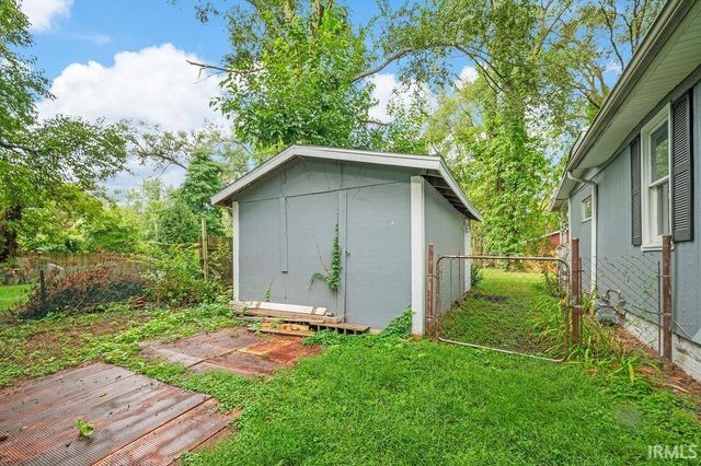 324 WEBER Street, South Bend, IN 46637