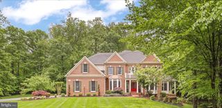 8197 COTTAGE ROSE CT, Fairfax Station, VA 22039