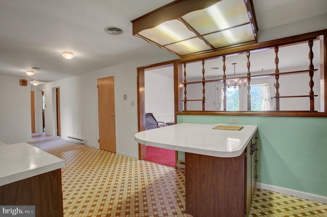 6404 HILLCREST ST, Mercersburg, PA 17236