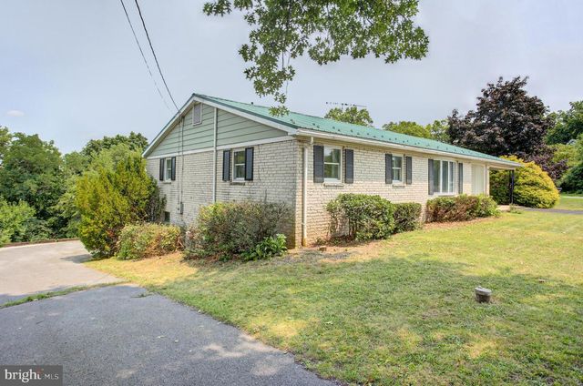 6404 HILLCREST ST, Mercersburg, PA 17236