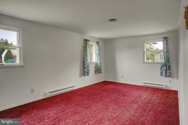 6404 HILLCREST ST, Mercersburg, PA 17236