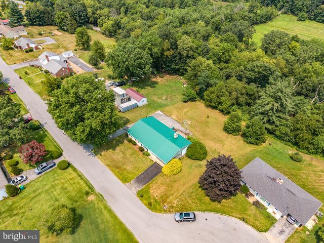 6404 HILLCREST ST, Mercersburg, PA 17236