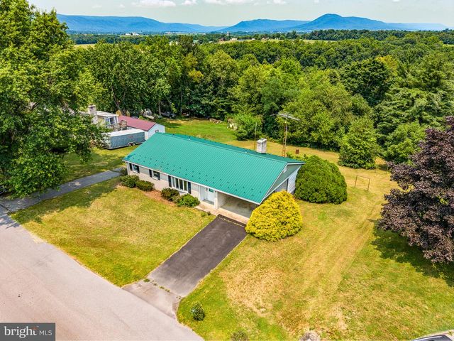 6404 HILLCREST ST, Mercersburg, PA 17236