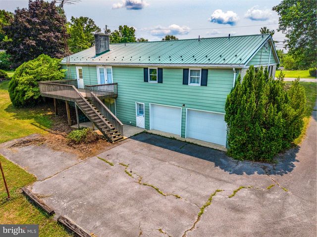 6404 HILLCREST ST, Mercersburg, PA 17236