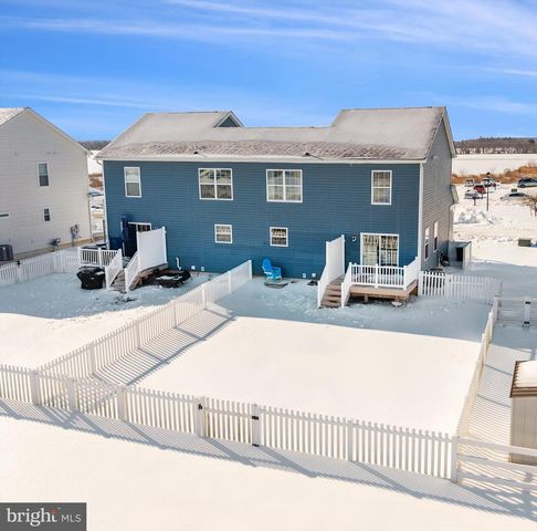 312 DOYLESTOWN RD, Smyrna, DE 19977