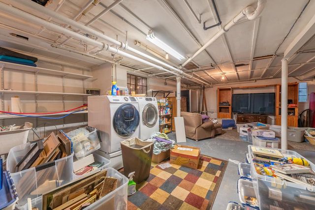 6846 3rd AVENUE, Kenosha, WI 53143