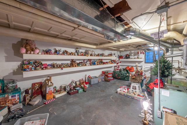 6846 3rd AVENUE, Kenosha, WI 53143