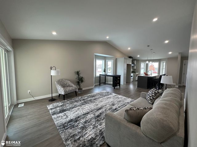 1473 Mallard Circle, Owosso, MI 48867