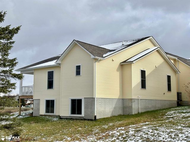 1473 Mallard Circle, Owosso, MI 48867