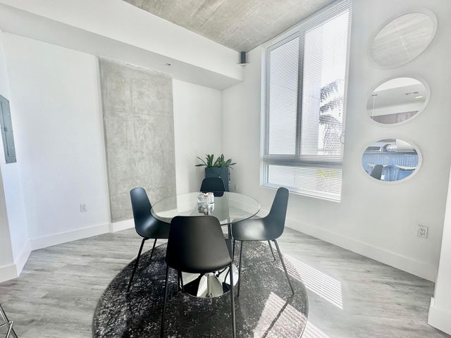 300 S Australian Avenue 322, West Palm Beach, FL 33401