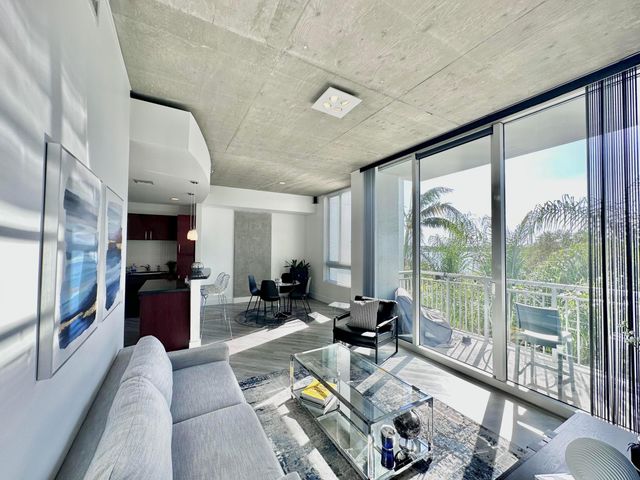 300 S Australian Avenue 322, West Palm Beach, FL 33401