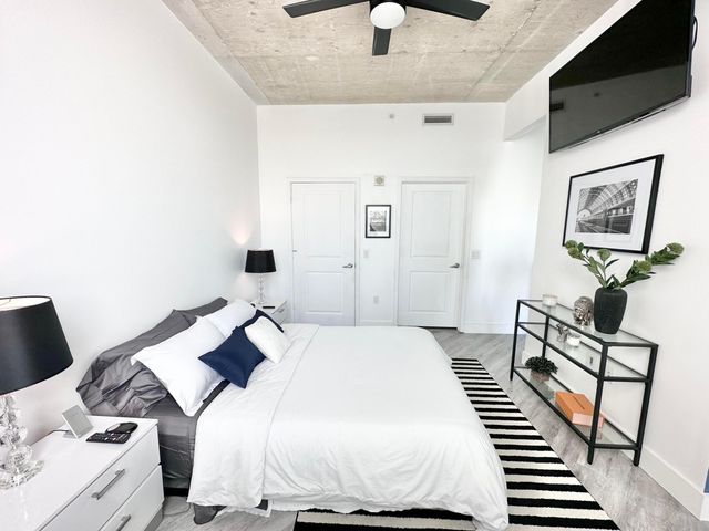 300 S Australian Avenue 322, West Palm Beach, FL 33401