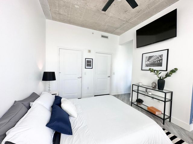 300 S Australian Avenue 322, West Palm Beach, FL 33401