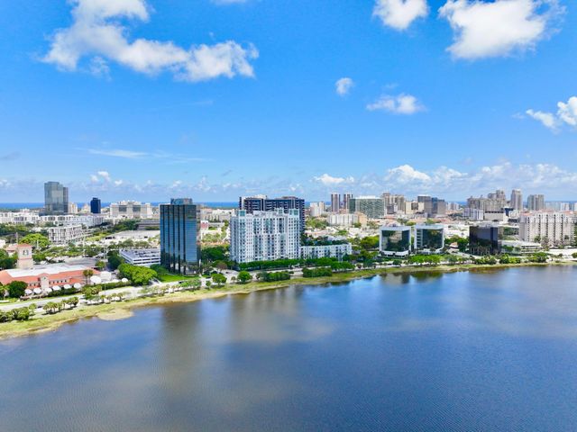 300 S Australian Avenue 322, West Palm Beach, FL 33401