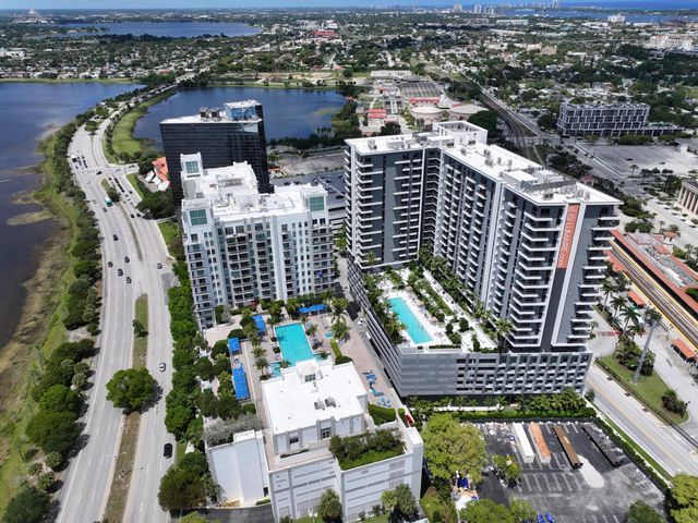 300 S Australian Avenue 322, West Palm Beach, FL 33401
