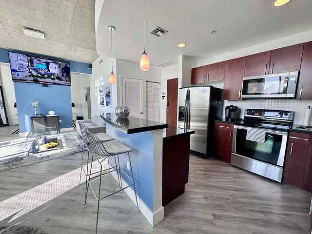 300 S Australian Avenue 322, West Palm Beach, FL 33401