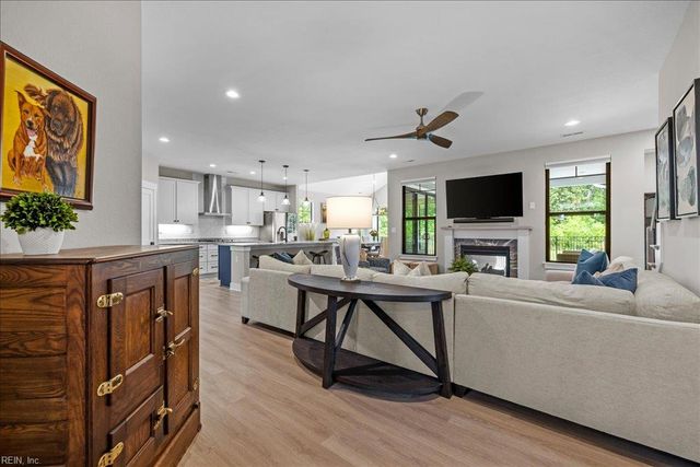 27 Serenity LN, Suffolk, VA 23433