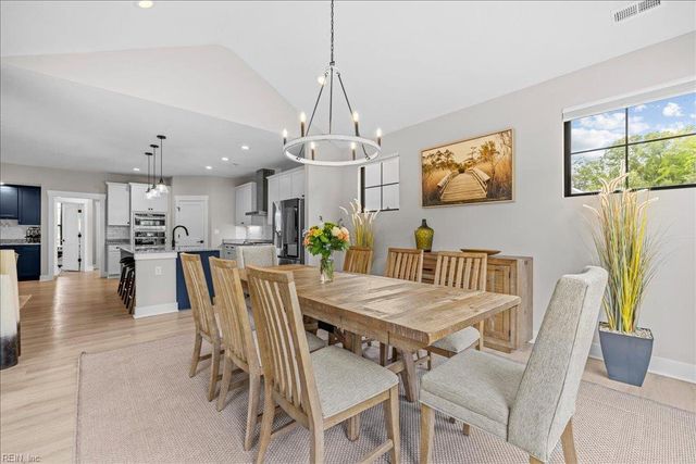 27 Serenity LN, Suffolk, VA 23433