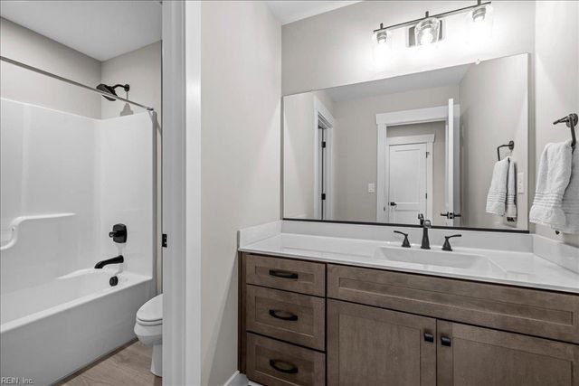 27 Serenity LN, Suffolk, VA 23433