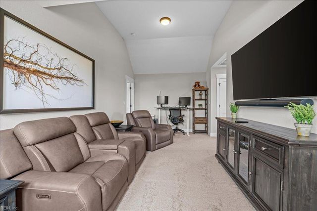 27 Serenity LN, Suffolk, VA 23433